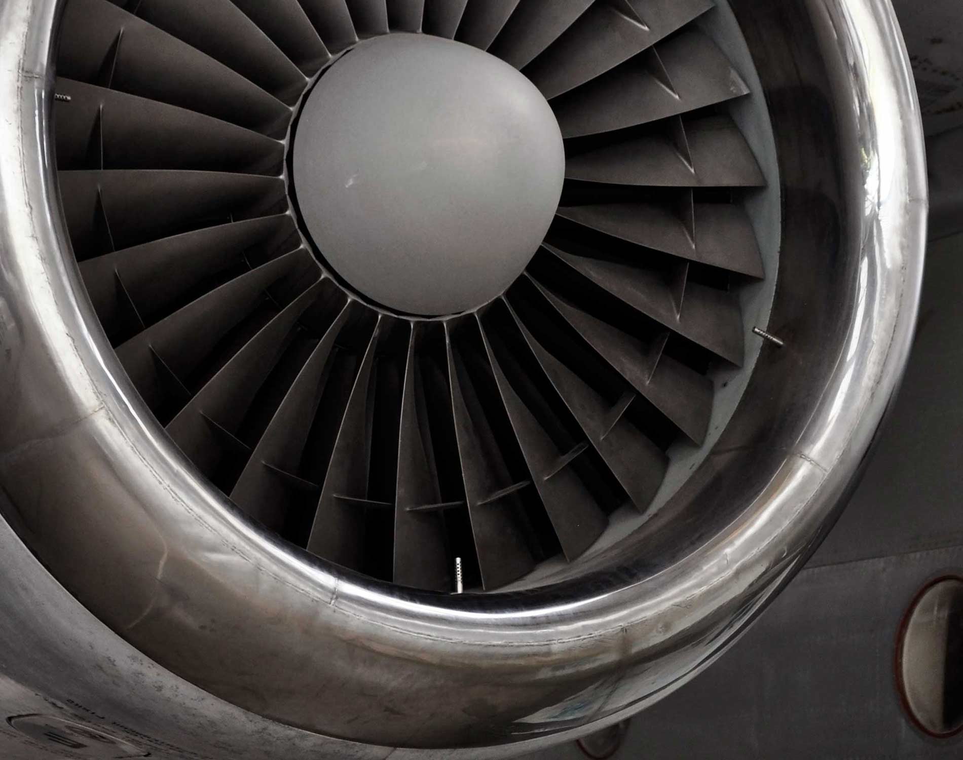 /-/media/images/website/background-images/industry-sectors/aviation-and-aerospace/aviation.ashx?sc_lang=vi-vn